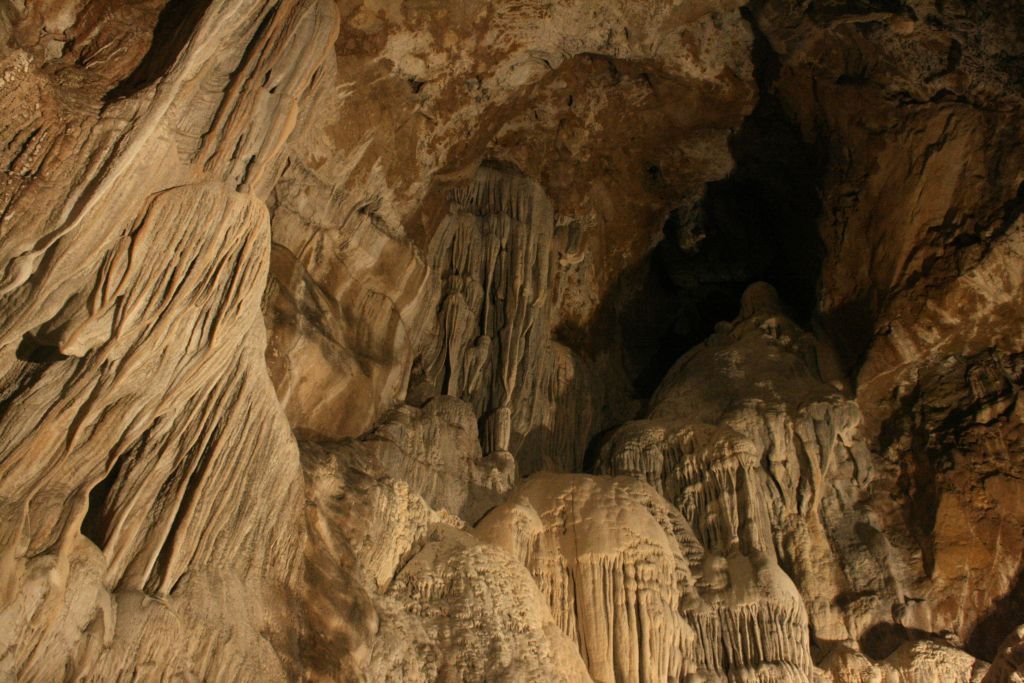 Cueva de las Güixas 3 by a_villar