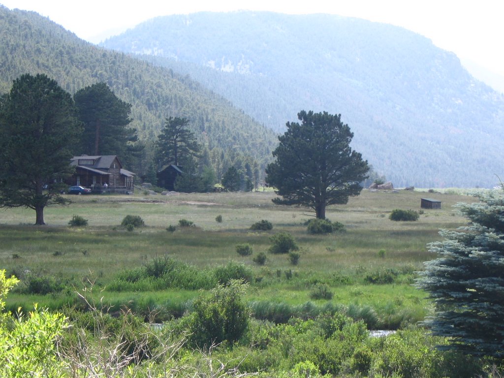 Moraine park historic district, Rocky Mountains National Park by ajz20