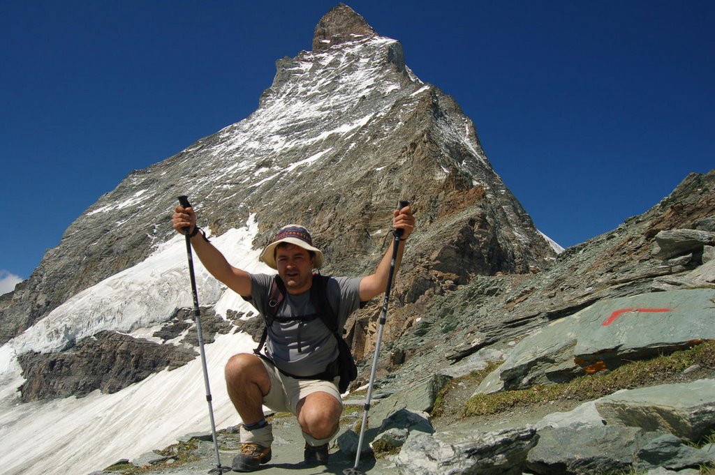 El Matterhorn desde Hornli Hut by Carlos Lopez