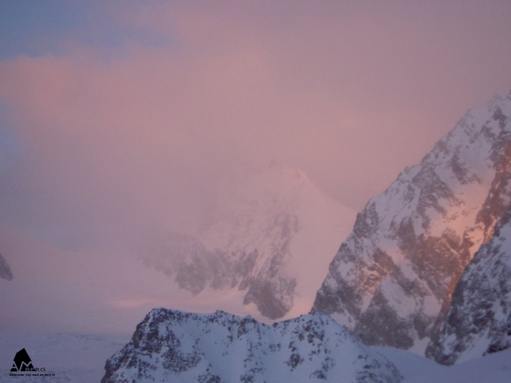 Rimpfischhorn by Am-Berg, Bergsteigerschule Visp