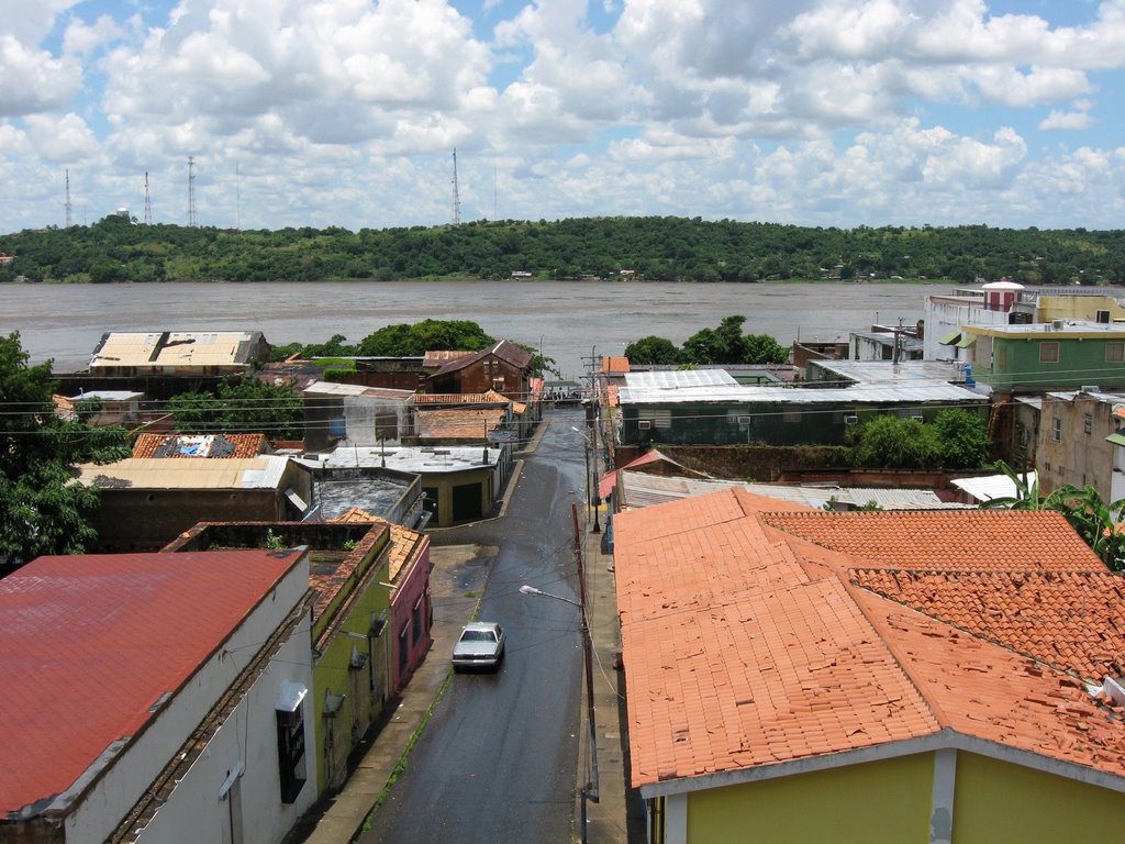 Ciudad Bolivar by Wolfgang B.