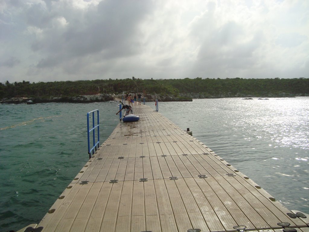 Puente en el Mar (Xel-Ha) by OMAR_82