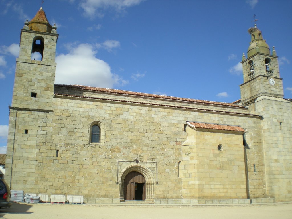 San Felices de los Gallegos: Iglesia de Nuestra Señora de la Asunción (o de Nuestra Señora entre Dos Alamos) by Pedro Salcedo i Vaz