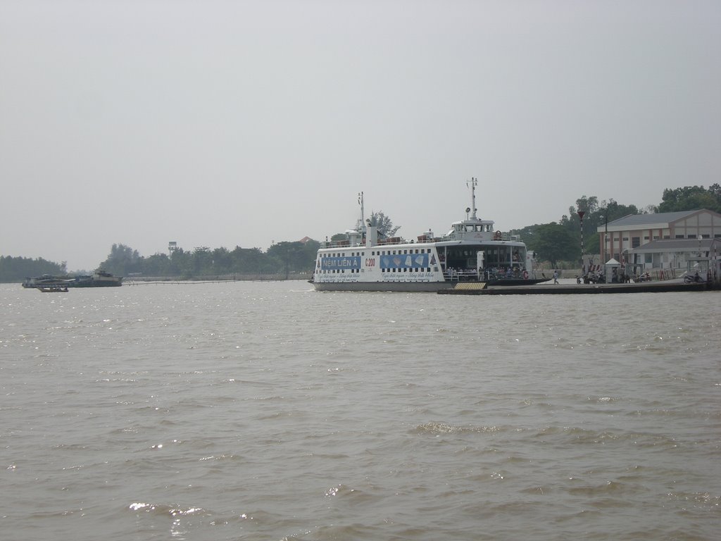 Ferry on Mekong river at Cantho by tedng98