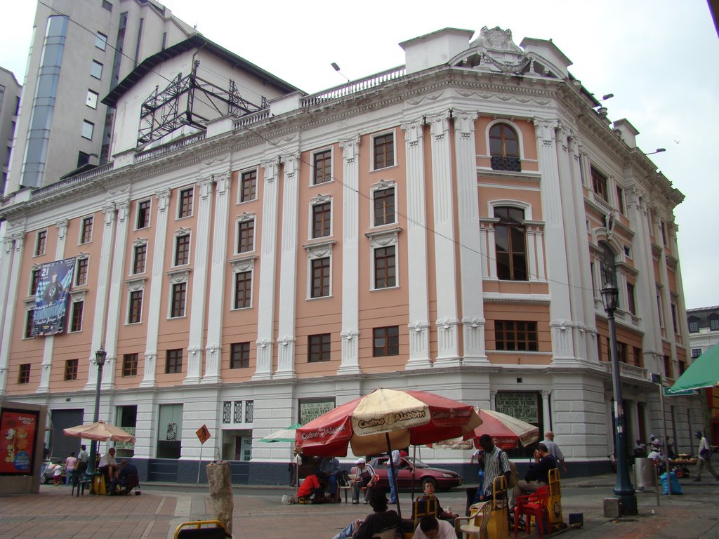 Teatro Jorge Isaac by Fabian Andres Ruiz