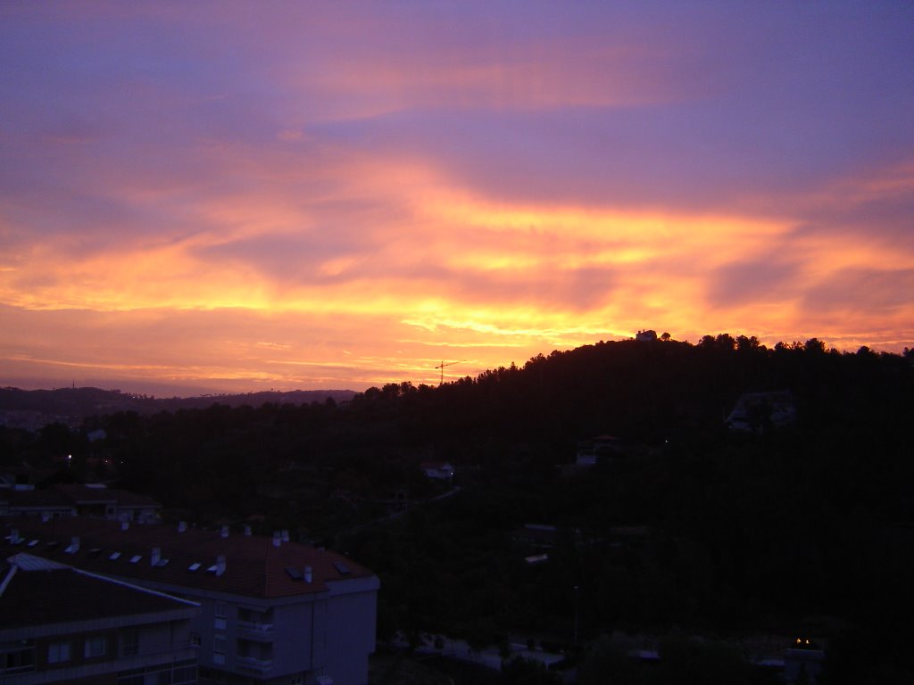 Amanecer en La Valenzana by Ivánglezcarrera