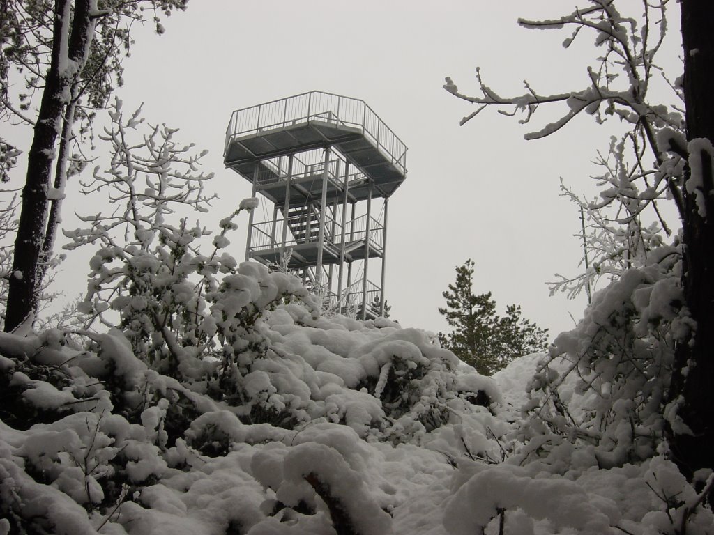 Zasnežen stolp na Škabrijelu, marec 2007 by Matej Boltar