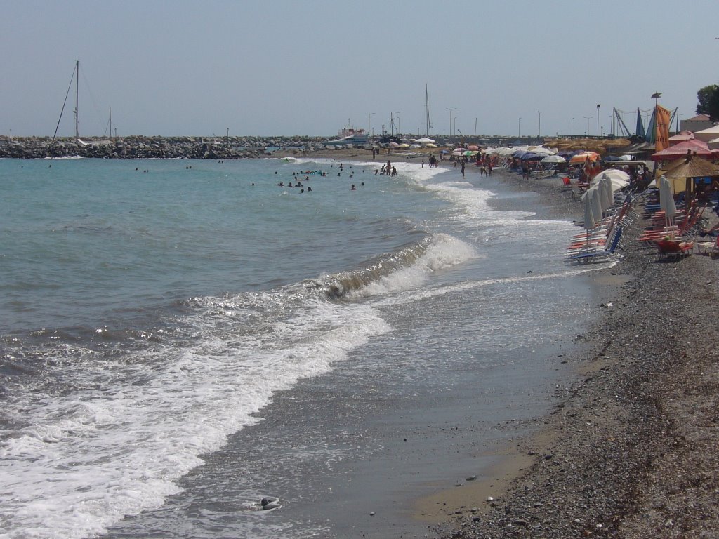 Platamon Beach by Pálffy Róbert