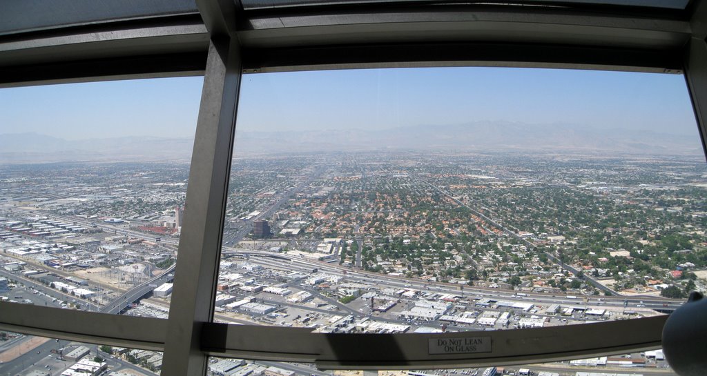 Las Vegas, Stratosphere 3 by Alexander Gruzdov