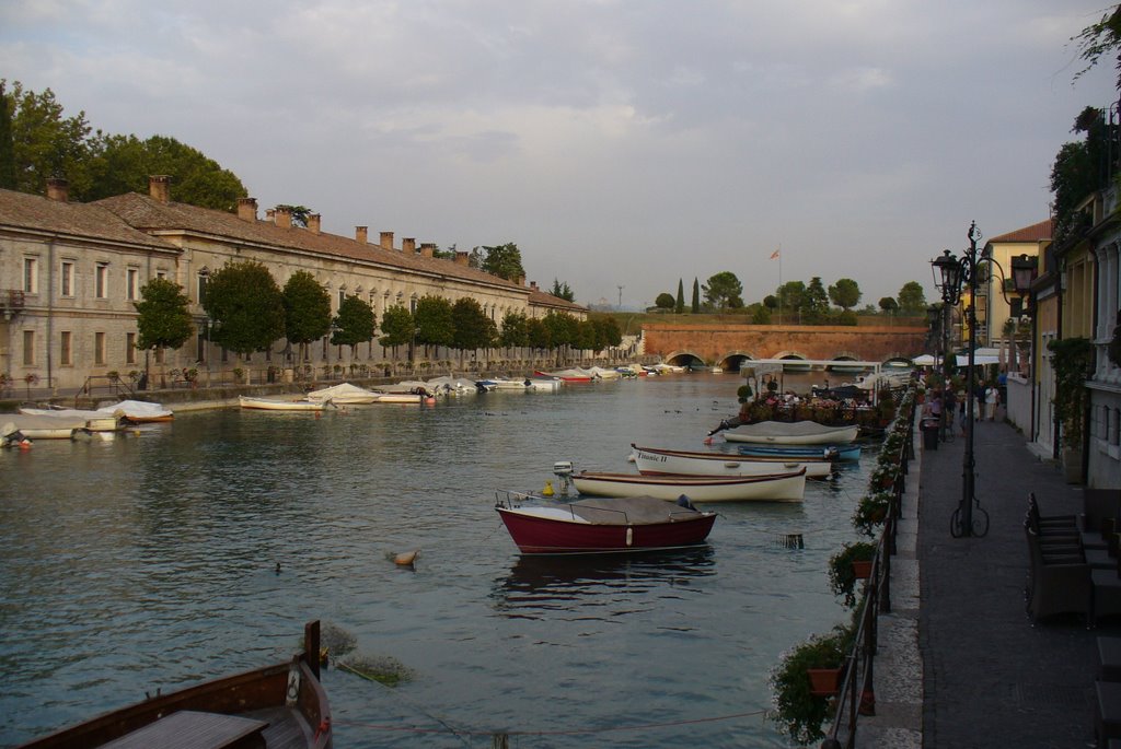 Lago di Garda - Peschiera by DieterA