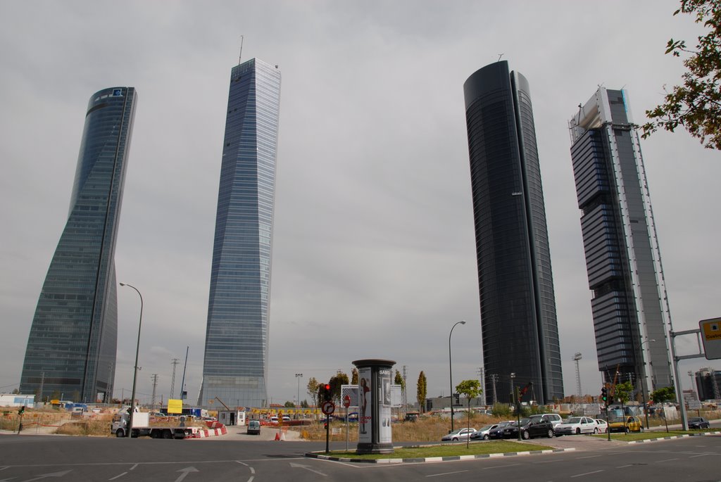 Las 4 Torres by Enrique Fernandez Ma…