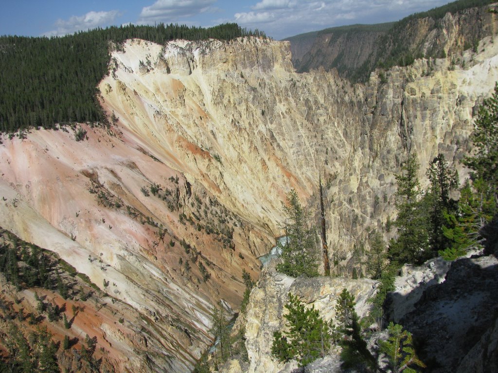 Yellowstone National Park, Wyoming, USA http://goplanettravel.blogspot.com by samuelmartindelrio