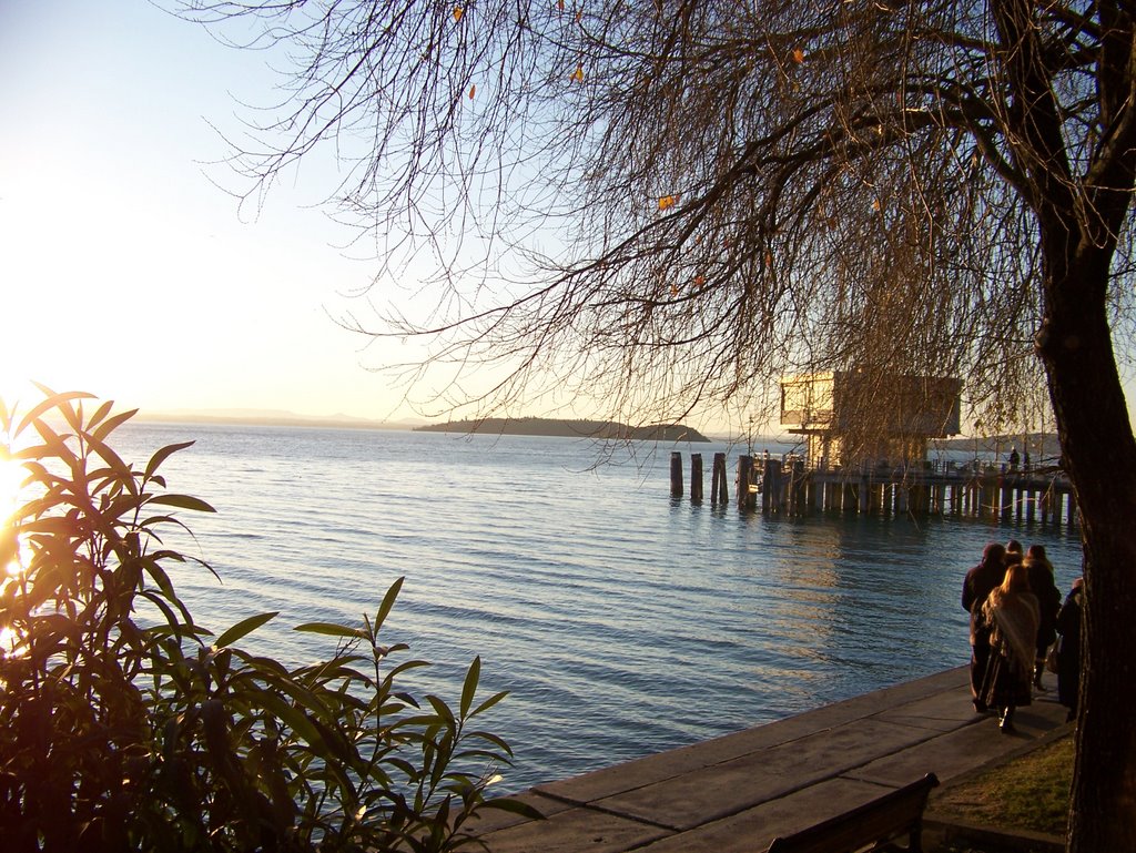 PASSIGNANO SUL TRASIMENO - SCORCIO DEL LAGO by Francesco Antonazzo