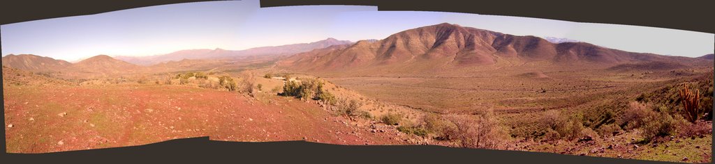 Vista al valle de Jahuel by Oscar Luengo Erices