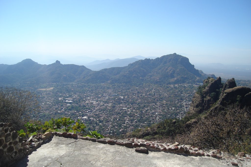 Tepoztlan by Malomalverde