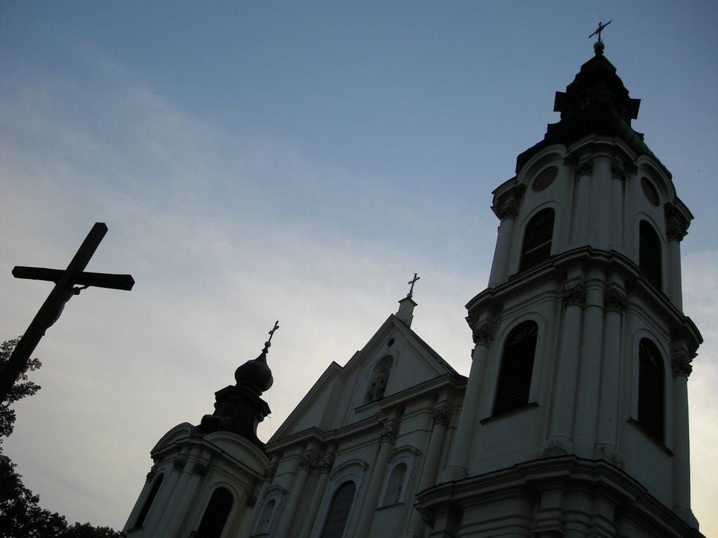 LEŚNA PODLASKA. Bazylika św. św. Piotra i Pawła. Sanktuarium Maryjne. by Maciek Pawłowski