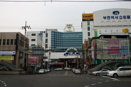 Bucheon subway station south square by tazdevil