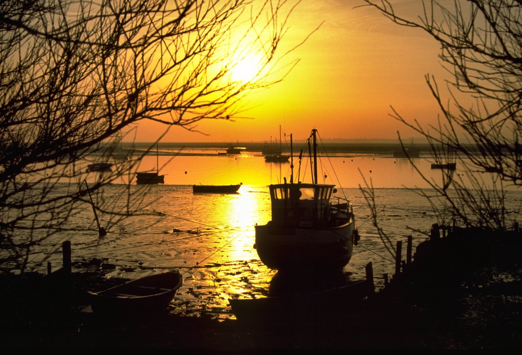 Sunset, West Mersea. by Carl_S