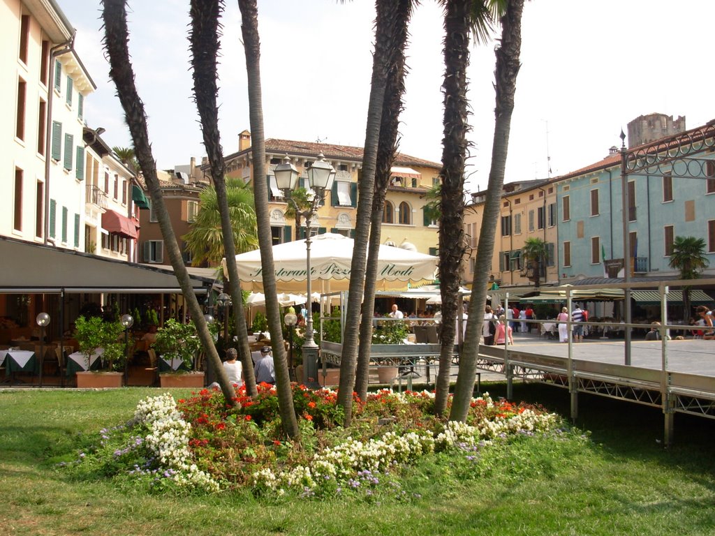 Sirmionemfrente al lago garda. . by ww2adicto Fantelli