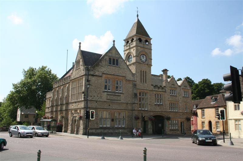 Calne Town Hall by chandm