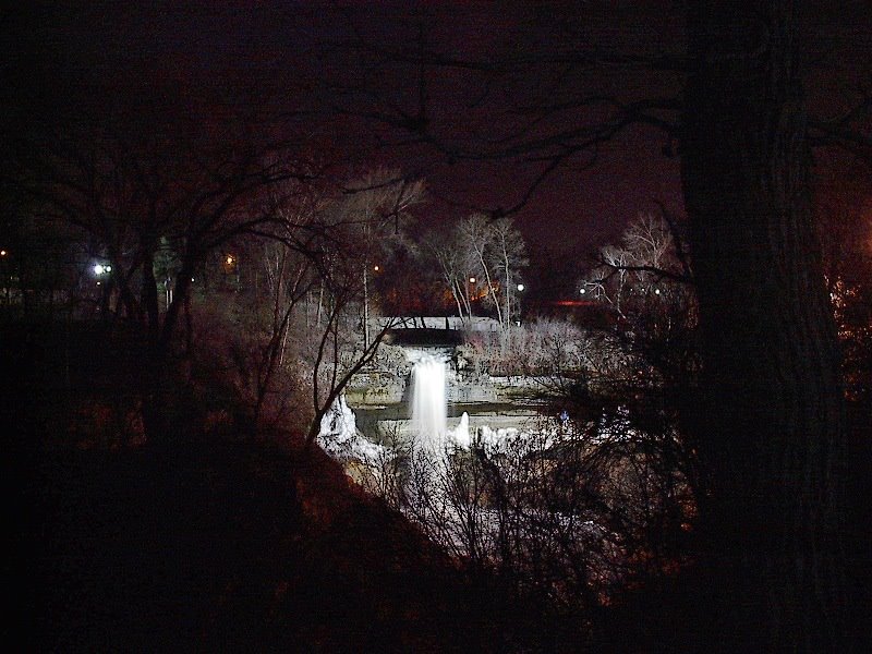 The falls at night (winter) by fixednut