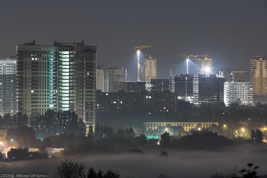 Ochackovo-Matveyevskoye District, Moscow, Russia by Aleksei Viktorov