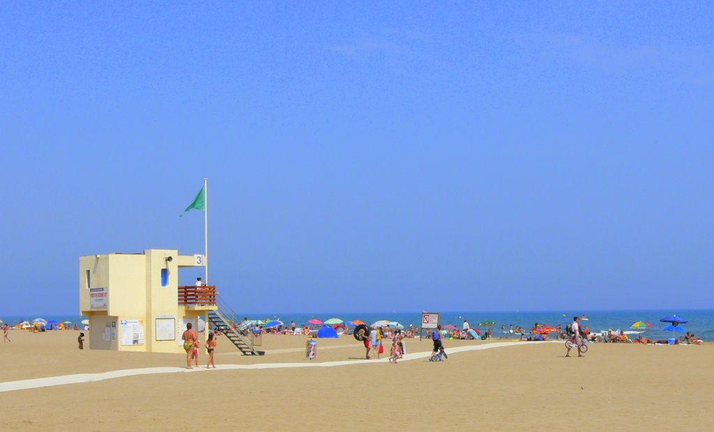 Narbonne Plage, Aude, France by decaylus