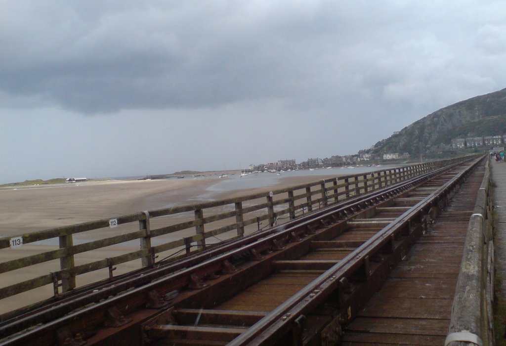 Fairbourne to Barmouth Bridge 2008 by Si James