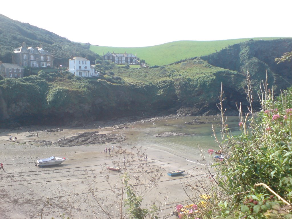 Port Isaac, the home of Doc Martin by Si James