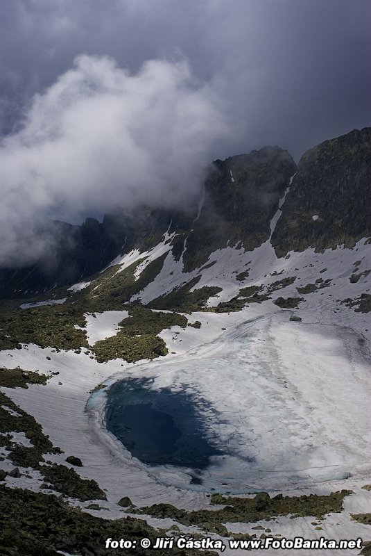 Vysoké Tatry - Vyšné Wahlenbergovo pleso by Jiří Částka