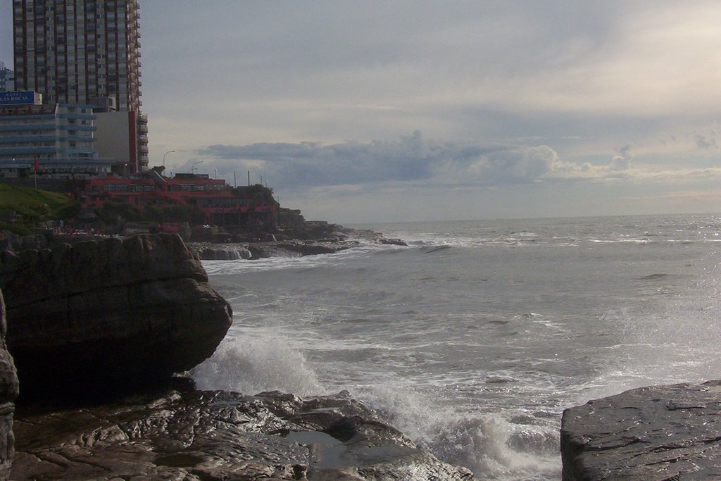 Desde las rocas de Manolo by nat-zn-