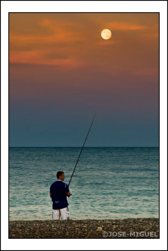 Pescador en la Mar Chica by Beltran Jose-Miguel