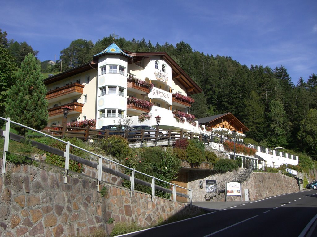 Hotel Garden-Sankt Ulrich by Robert Grief