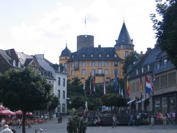 Stadt Mayen, Eifel by Erik B.