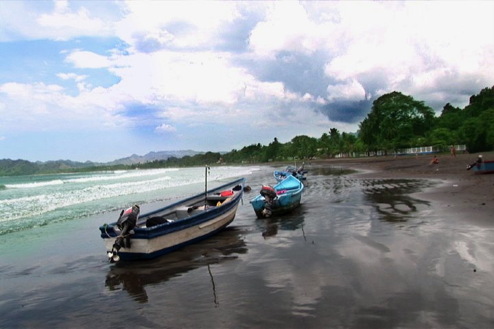 Playa de Jaco - Costa Rica by mgprod