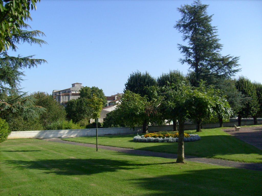 Jardin Napoléon et église by FrenchCobber