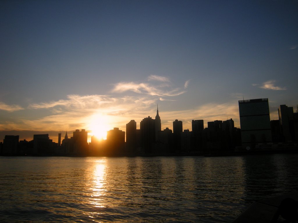 NYC Skyline Sunset, from The Gantry Plaza State Park pier, LIC, New York, September 2008 by Armando A