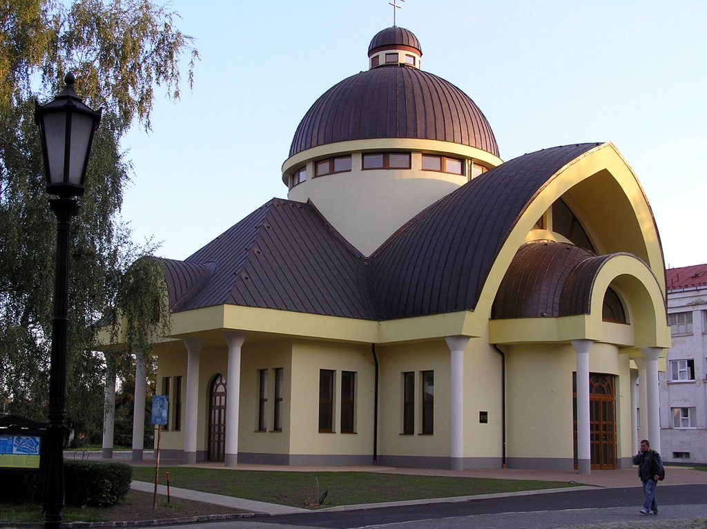 Katolícky kostol, Kežmarok, Spišský region by Peter Štujber