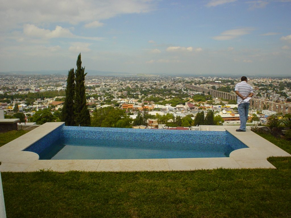 Vista de los arcos de Queretaro, desde Loma Dorada. Queretaro,Qro. by edot73