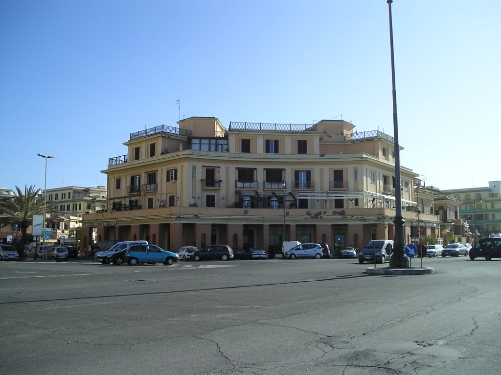 PIAZZA DEI RAVENNATI by SPADONI OSTIA ANTICA