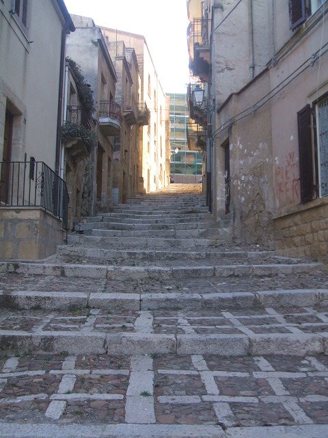 VIA DUCA DEGLI ABRUZZI by SEGESTA IMMOBILIARE