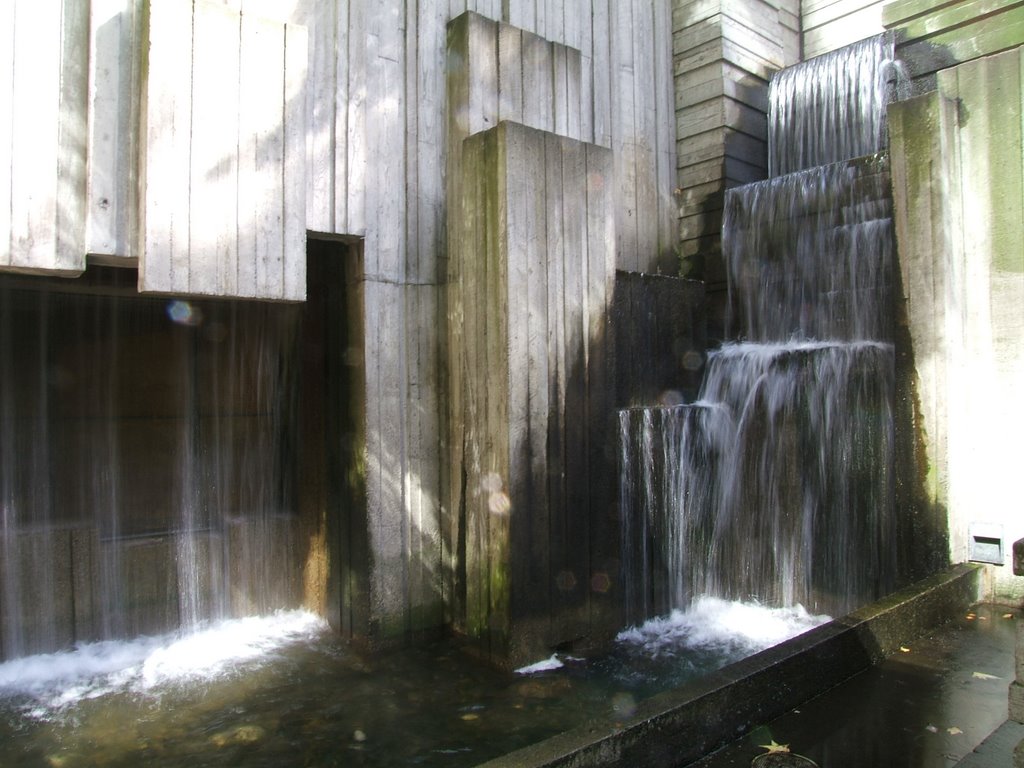 Freeway Park 6 by Joe Lambert