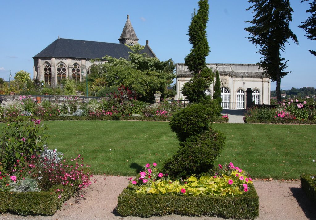 Limoges : jardin floral, botanique et public, de l'évêché by macrobert