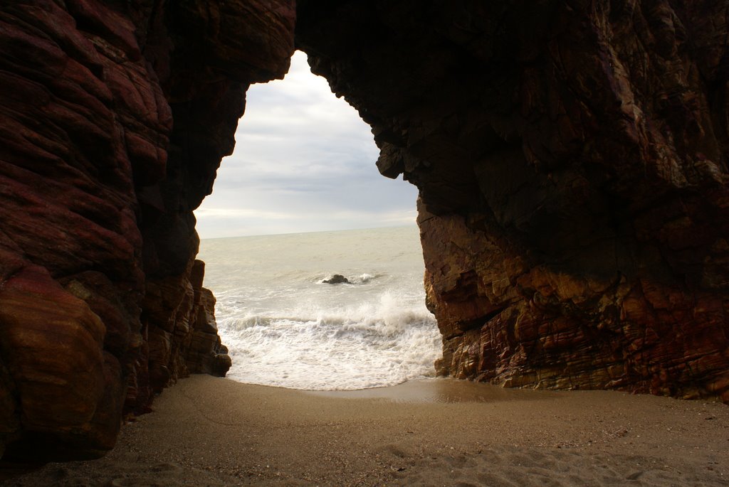 Porta de entrada para o mar, Pedra furada/CE by Osvaldo Gomes