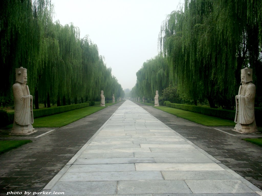 Ming dynasty Imperial Mausoleum——Chang ling. tomb Ming cheng zu（明十三陵——长陵，明成祖文皇帝永乐之陵，神道石人） by parker.leon