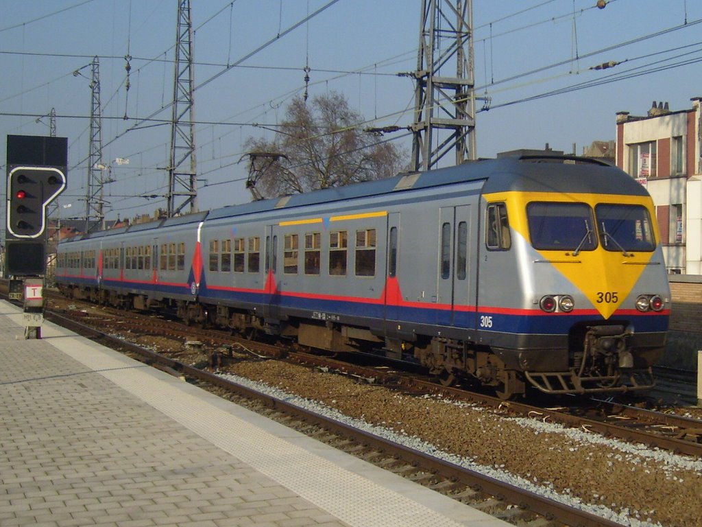 Plaatselijke stoptrein NMBS by Danny.h.1988