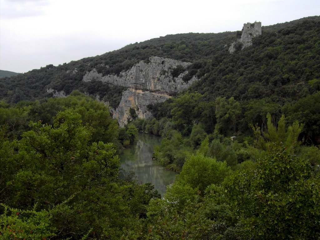 Gorges de la Cèze 7 - chateau by Skur