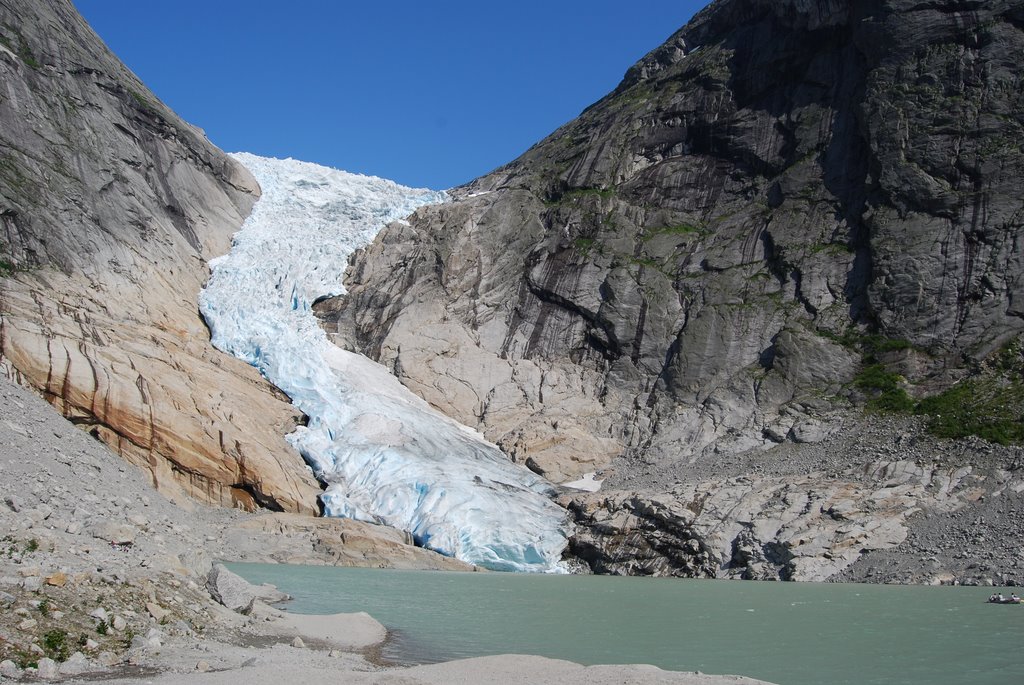 Briksdalsbreen 2007 by Jörg Barthel