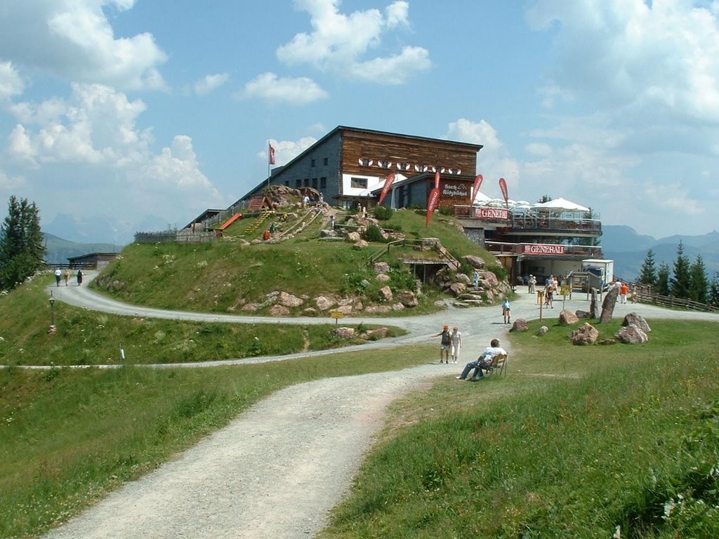 2006.07.27 - Hahnenkammbahn Top Cable Car Station by David R Williams