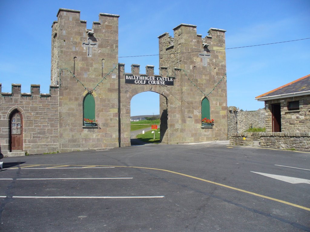 Ballyheigue Castle Golf Course (entrance) by The Waltons